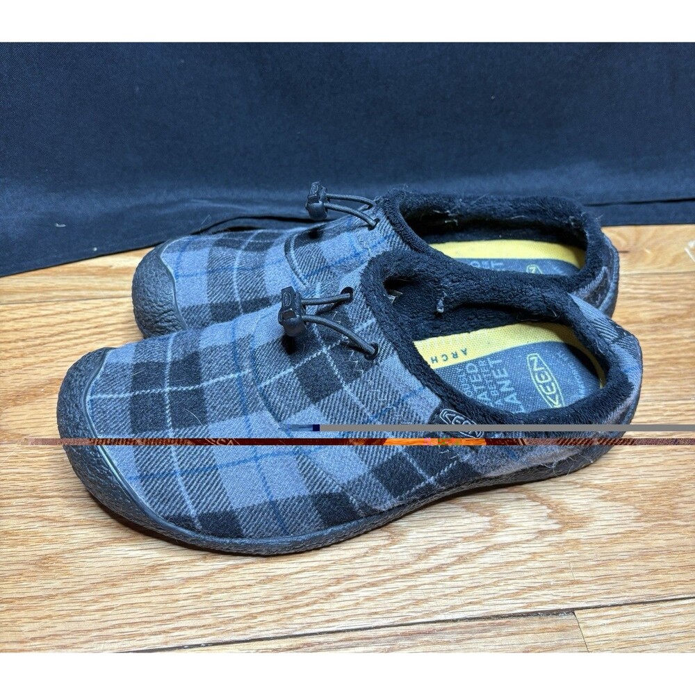 Keen Womens Size 7.5 Howser III Slide Slip On Shoe Black Gray Plaid 1025542